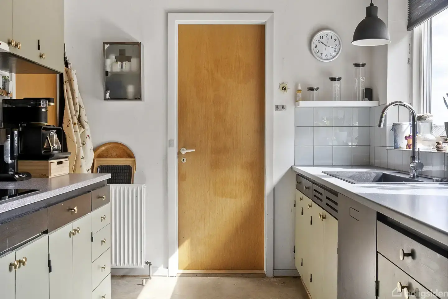 Rummelig villa i attraktive Dybbøl med ugeneret have og masser af muligheder - Widok 3