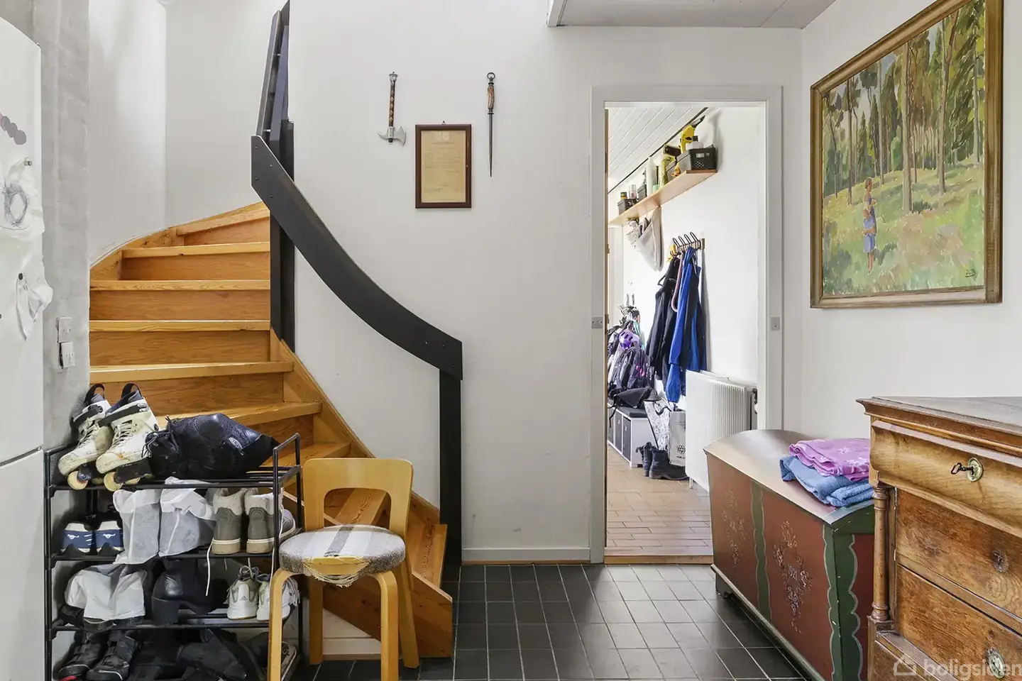 Rummelig villa i attraktive Dybbøl med ugeneret have og masser af muligheder - Widok 5