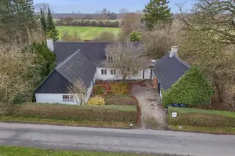 Landejendom på Skovrækken 4, Vallø, 4600 Køge