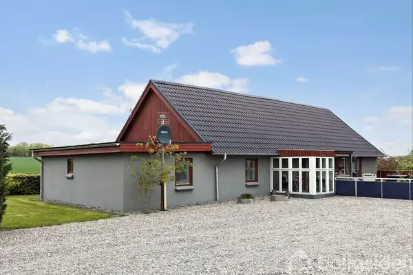 Landejendom på Hollandsbjergvej 84, 8950 Ørsted