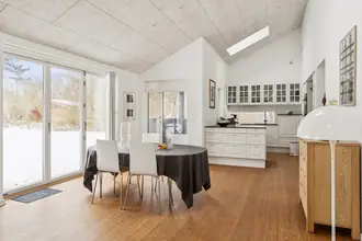 Fritidshus på Kastanievænget 10, Bøged Strand, 4720 Præstø