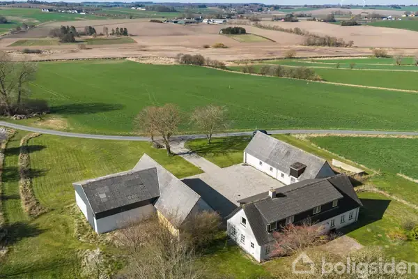 Landejendom på Skovmarksvej 41, 4100 Ringsted