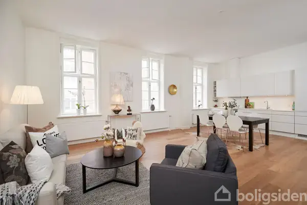 Ejerlejlighed på Søndergade 61, st., 8000 Aarhus C