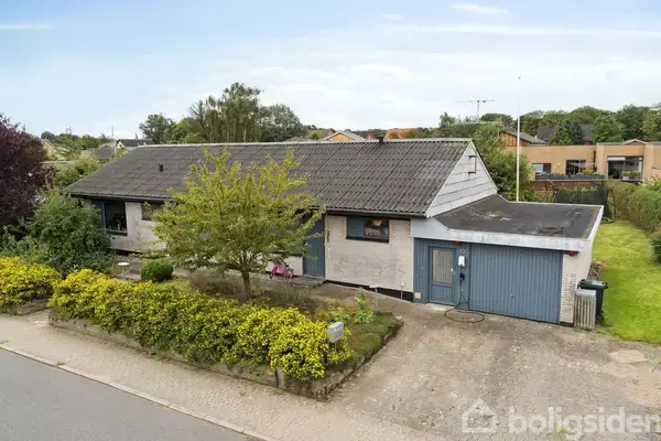 Villa på Lokesvej 13, 8881 Thorsø