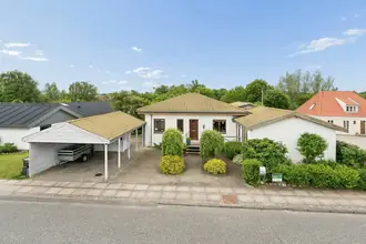 Villa på Solbakkevej 11, 9230 Svenstrup J