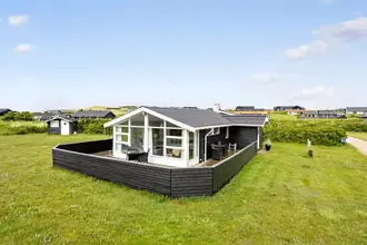 Fritidshus på Hybenvej 33, Lyngby, 9480 Løkken