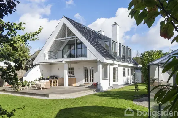 Villa på Løvsangervej 10, 2670 Greve