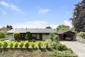 Villa på Guldbærvænget 1, 2650 Hvidovre