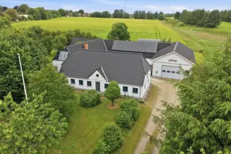 Landejendom på Møllegade 13, 6670 Holsted
