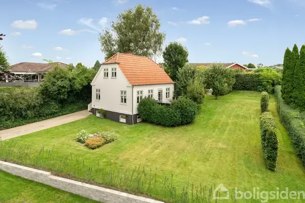 Villa på Løgervej 18, 6091 Bjert