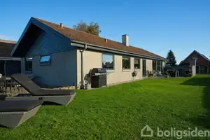 Villa på Skovlundsvej 16, 8300 Odder
