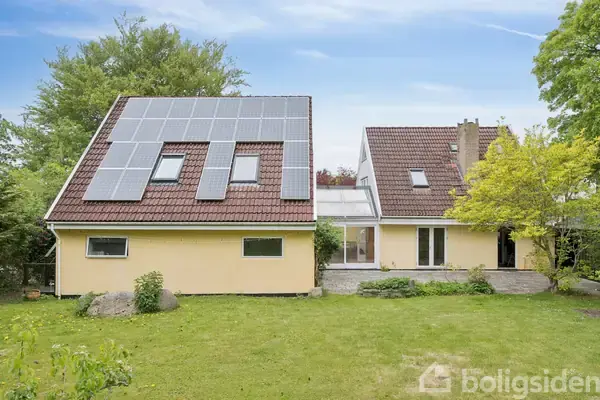 Villa på Carlsbergvej 3A+B, 3400 Hillerød
