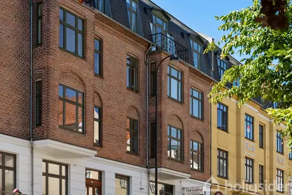 Ejerlejlighed på Hellerupvej 43, 1. th., 2900 Hellerup
