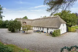 Landejendom på Hovedvejen 208, Roerslev Mrk, 5580 Nørre Aaby