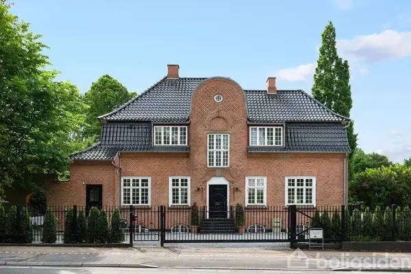 Villa på Helsingørsvej 8, 3480 Fredensborg
