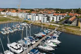 Ejerlejlighed på Strandvejen 82, 1. th., 8400