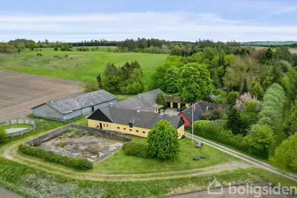 Landejendom på Nebstrupvej 21, 8970 Havndal