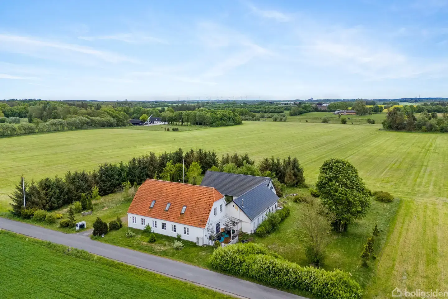 Landejendom på Vestermarksvej 25, 9320 Hjallerup