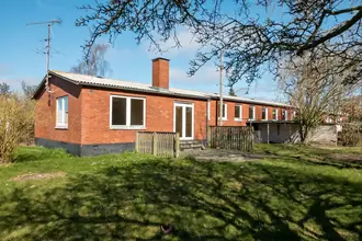 Rækkehus på Skoleparken 6, Aakirkeby, 3720 Aakirkeby