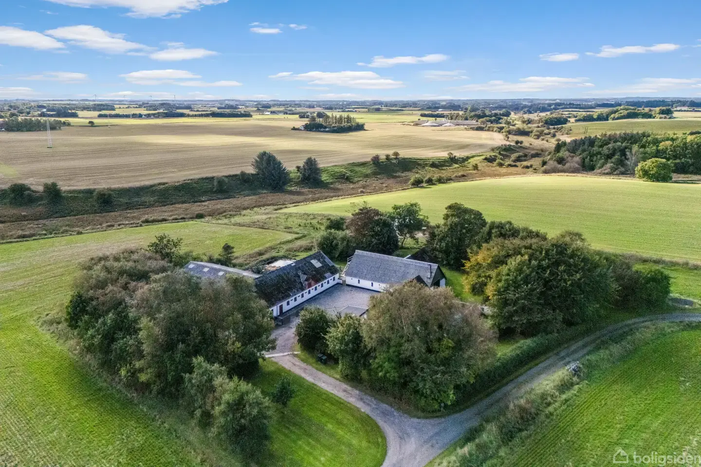 Landejendom på Sterupvej 127, 9740 Jerslev J