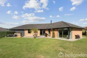Villa på Hulvejen 164, 9530 Støvring