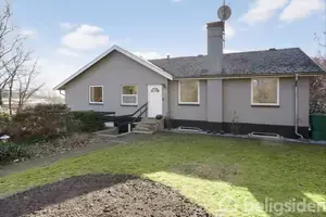 Villa på Bisballevej 13, 8800 Viborg