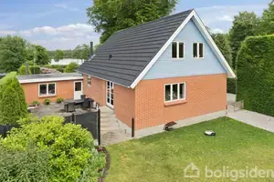 Villa på Engvej 5+6, 8643 Ans By