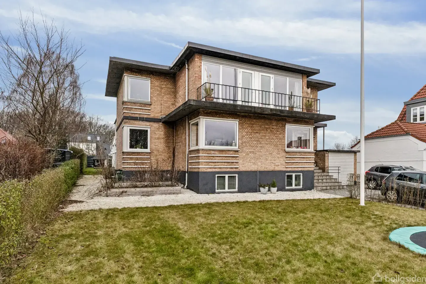 Sjældent udbudt 1-sals lejlighed beliggende i attraktive Tarup - kun 5 min. fra bymidten