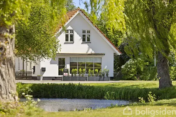 Villa på Møllevej 18, 2690 Karlslunde