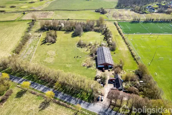 Landejendom på Gyldensteensvej 66, 5400 Bogense