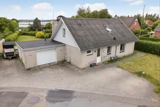 Villa på Ramsdahlsvej 11, Dommerby, 7800 Skive