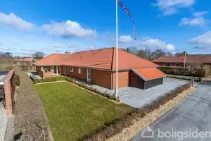 Villa på Webersvej 47, 7500 Holstebro