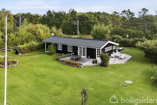 Fritidsbolig på Hedeskovvej 44, 8410 Rønde