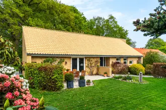 Villa på Mondrupsvej 11C, Stavtrup, 8260 Viby J