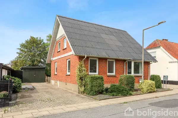 Villa på Hyldevej 6, 9300 Sæby