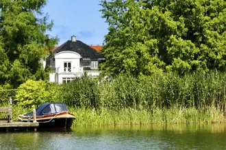 Villa på Dronninggårds Alle 11, 2840 Holte