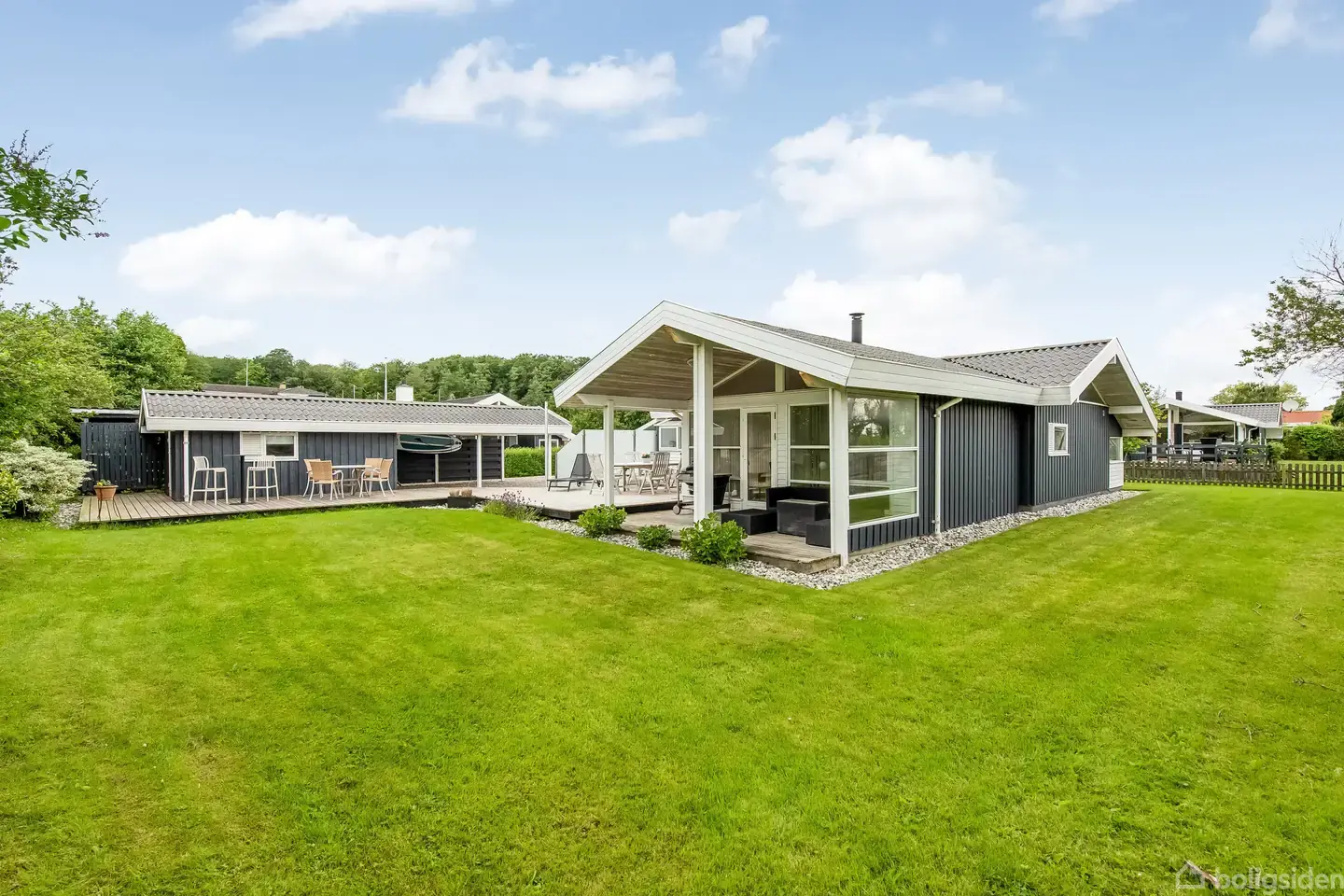 Meget velholdt sommerhus 84 m2 - Binderup Strand!