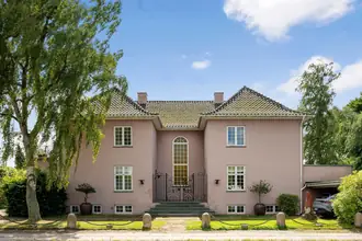 Villa på Damgårdsvej 19, 2930 Klampenborg