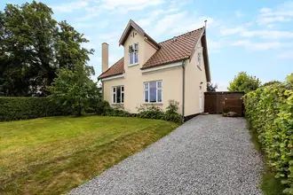 Villa på Kongevejen 52, 3480 Fredensborg