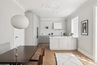 Villa på Almevej 16, 2900 Hellerup
