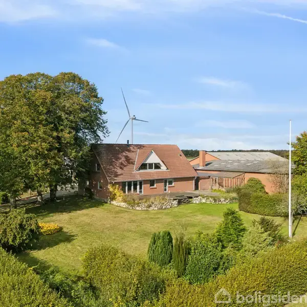 Landejendom på Marsvinslundvej 17, 8620 Kjellerup