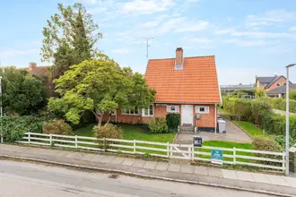 Villa på Højskole Alle 7, 2770 Kastrup