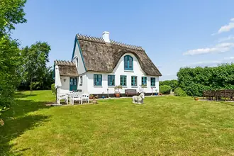 Villa på Hjelmvej 24, Hjelm, 4780 Stege