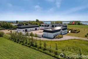 Landejendom på Østre Hougvej 152, 5500 Middelfart