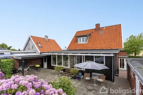 Villa på Almindingsvej 62, 3700 Rønne
