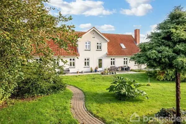 Landejendom på Skødstrupvej 7, 6840 Oksbøl