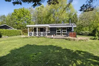 Fritidshus på Baune-Mosen 26, Bakkebjerg, 3210 Vejby