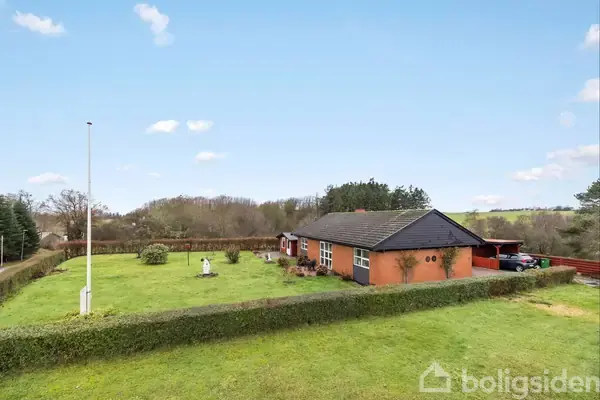 Villa på Fabriksvej 26, 3782 Klemensker