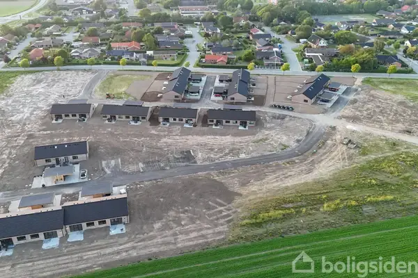 Helårsgrund på Bjerregårdsparken 81, 7560 Hjerm