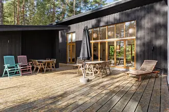 Fritidshus på Fyrreskoven 27, Pedersker, 3720 Aakirkeby